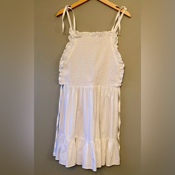 NEW ASOS design dress white summer dress, stroppy and adjustable - Picture 2 of 6